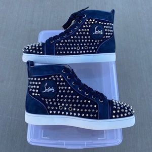CHRISTIAN LOUBOUTIN SNEAKERS RETAIL $1295+Tax 39